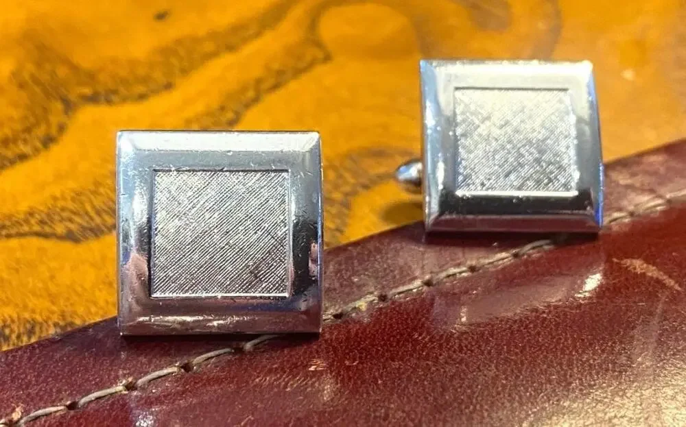 VTG Silver Tone Etched Cufflink Set